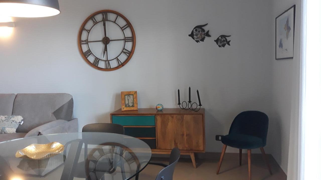 Ze-Vi Home Санта Флавия Екстериор снимка