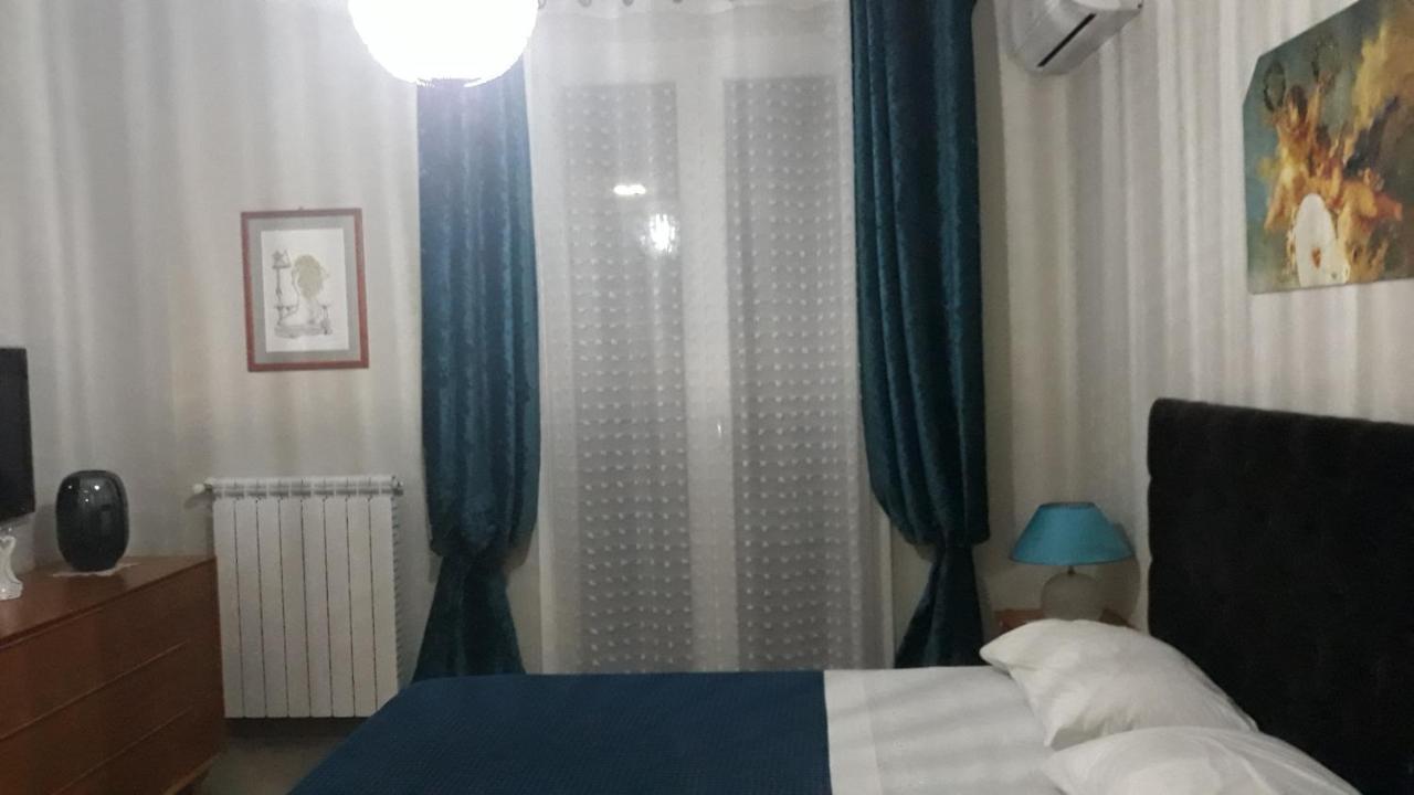 Ze-Vi Home Санта Флавия Екстериор снимка