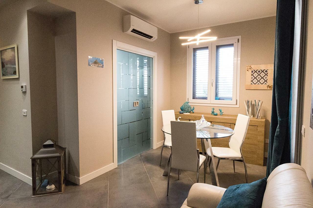 Ze-Vi Home Санта Флавия Екстериор снимка